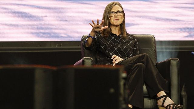 Cathie Wood : « Les entreprises vont avoir besoin de la tech pour reconstituer leurs marges » - ABDJ Patrimoine | Stratégie financière