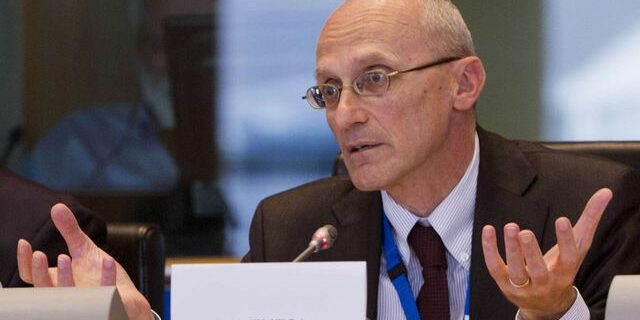 « Nous ne voulons pas nous substituer aux dirigeants des banques », assure le superviseur européen - ABDJ Patrimoine | Stratégie financière