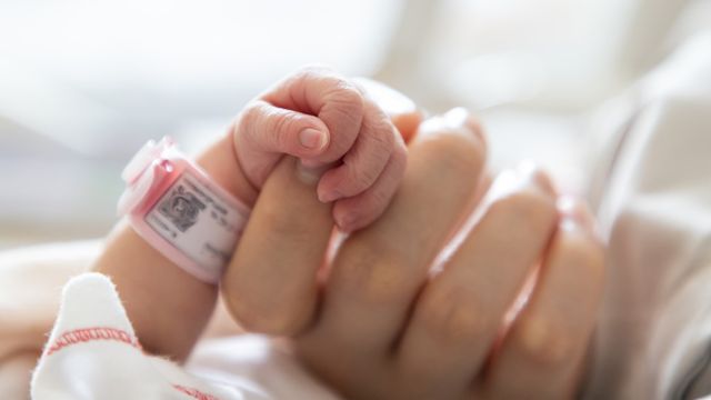 En Espagne, pour la première fois, la majorité des enfants sont nés hors mariage - ABDJ Patrimoine | Stratégie financière