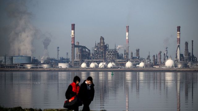 Politique climatique : l'assureur AXA perd du terrain face à ses pairs, selon les ONG - ABDJ Patrimoine | Stratégie financière