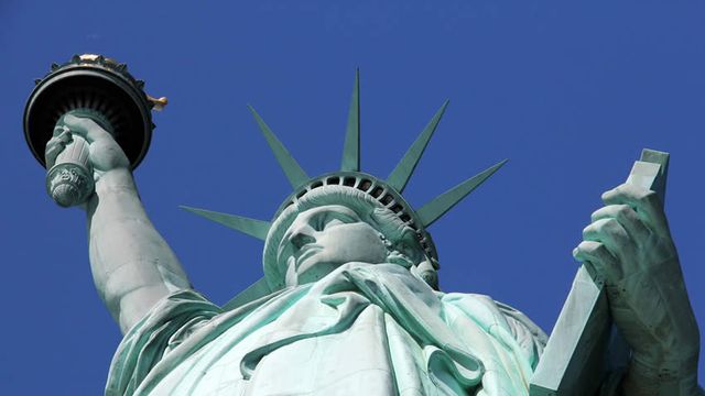 Wall Street en baisse, distributeurs et techs déçoivent - ABDJ Patrimoine | Stratégie financière