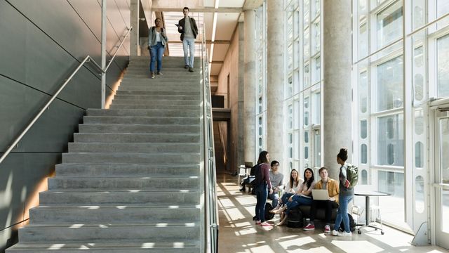 L'engagement climatique du secteur financier, un critère de plus en plus important pour les jeunes diplômés - ABDJ Patrimoine | Stratégie financière