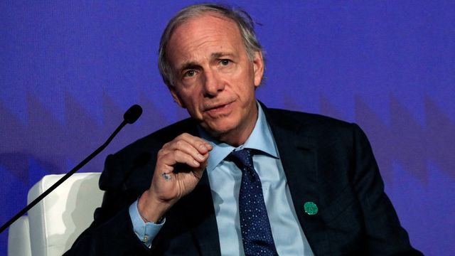 Bridgewater, le « Big Brother » du trading mondial, fait face à ses accusateurs - ABDJ Patrimoine | Stratégie financière