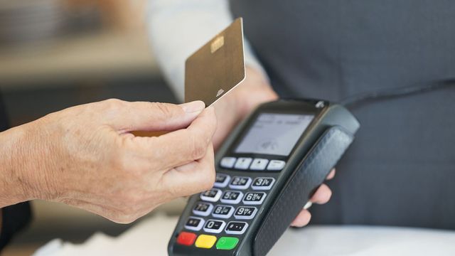 Les tarifs bancaires repartent à la hausse en 2024 - ABDJ Patrimoine | Stratégie financière