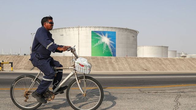 Pétrole : pourquoi Aramco abandonne son projet de hausse de production, à la surprise générale - ABDJ Patrimoine | Stratégie financière