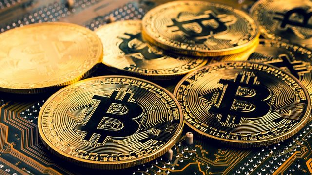 Le bitcoin de retour à 50.000 dollars pour la première fois en deux ans - ABDJ Patrimoine | Stratégie financière